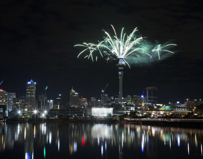 SKYCITY welcomes in the New Year 2018 with a bang!  thumbnail