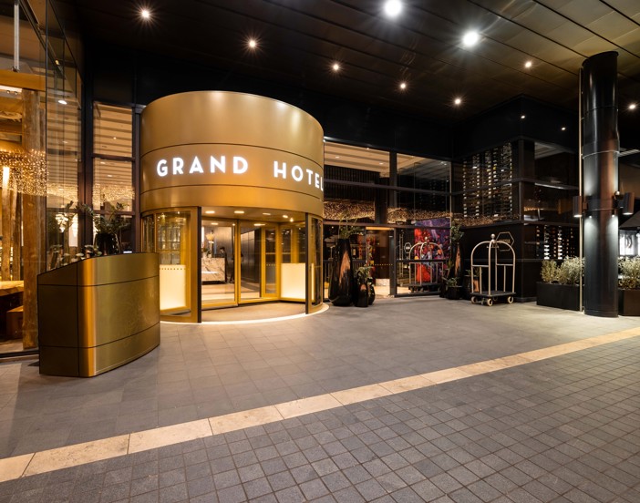 Grand